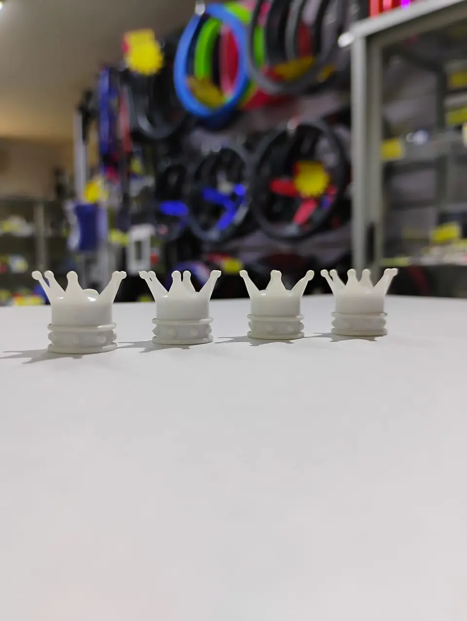 Set X4 Tapas de válvulas universal Tuning Corona 9