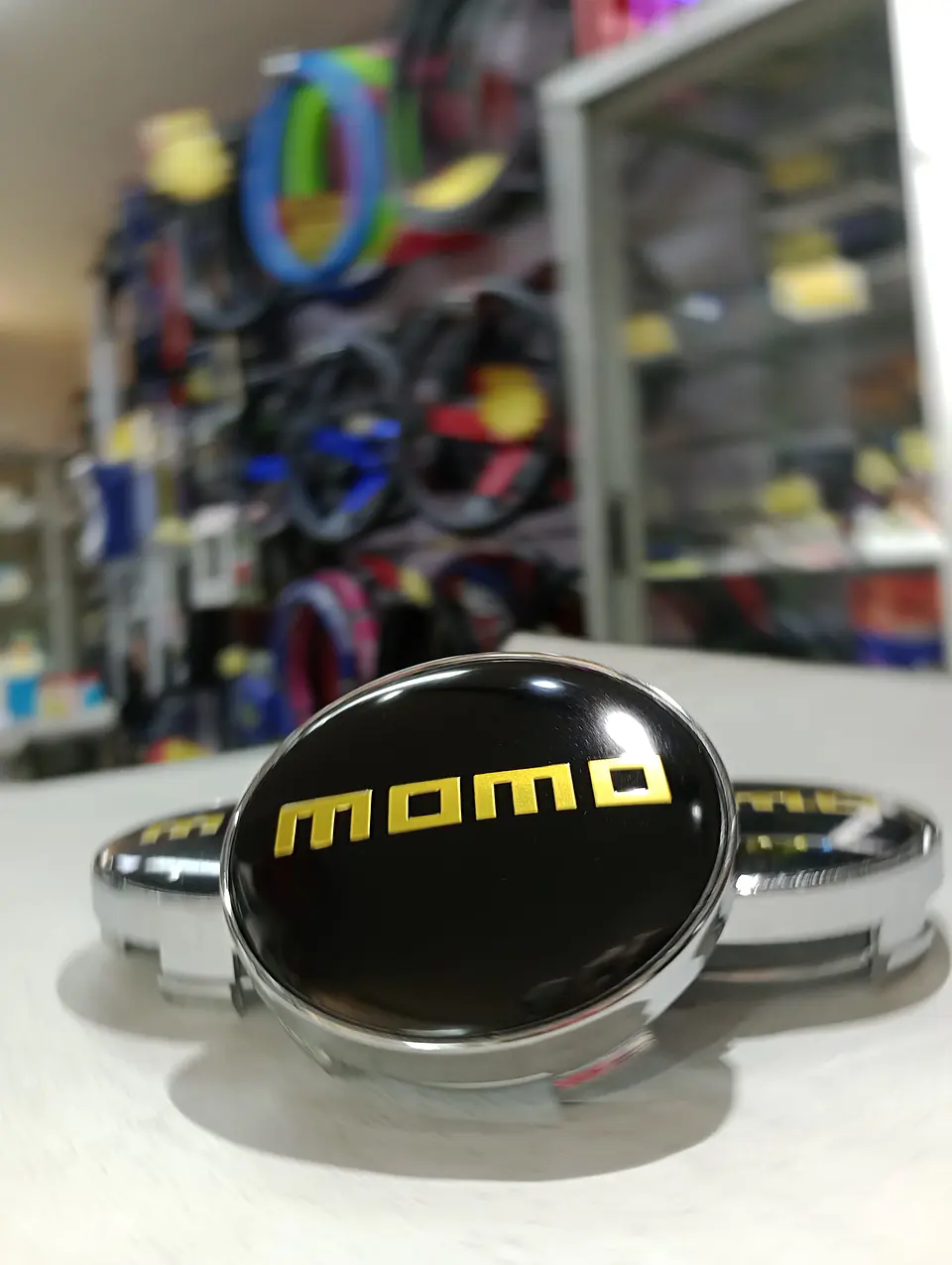 Set x4 Tapas para Centro de Llantas Momo 3
