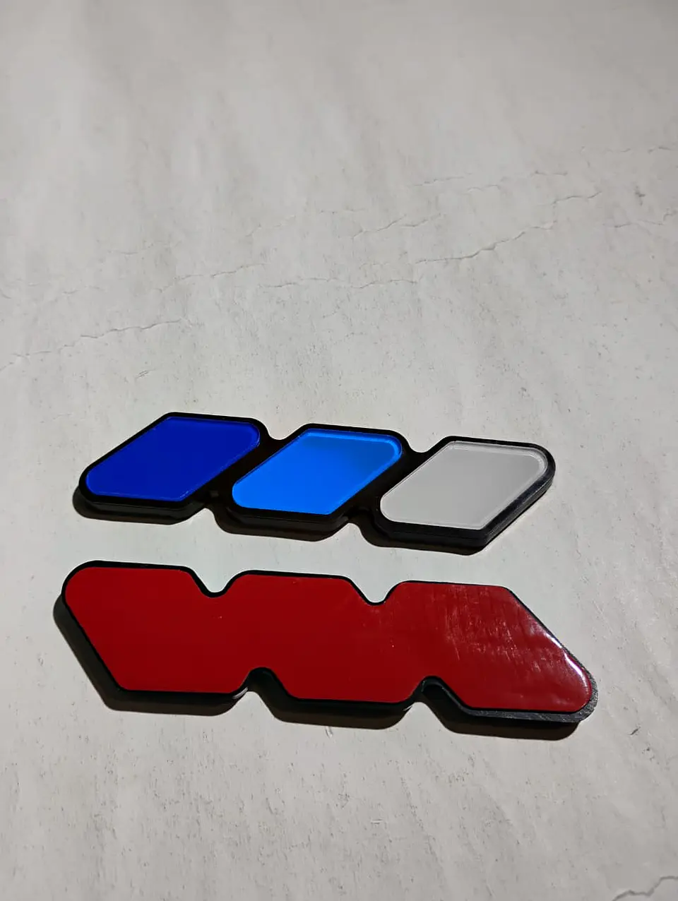 DE Emblema Insignia pegatina Acrílico para Toyota Tricolor 3