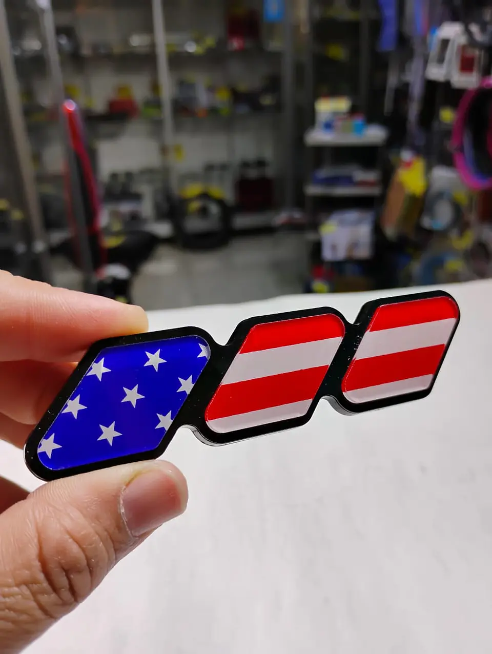 DE Emblema Insignia - pegatina Acrílico para Toyota Tricolor 3