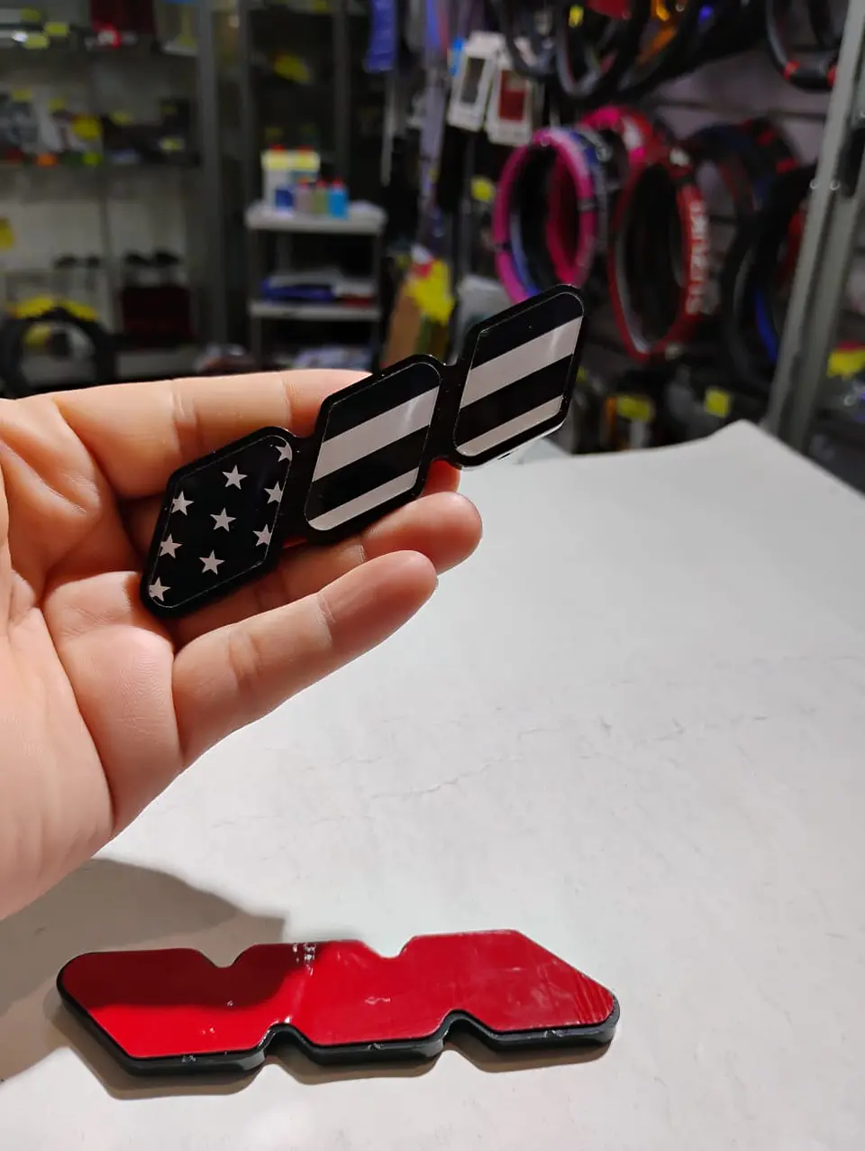 DE Emblema Insignia - pegatina Acrílico para Toyota Tricolor 6