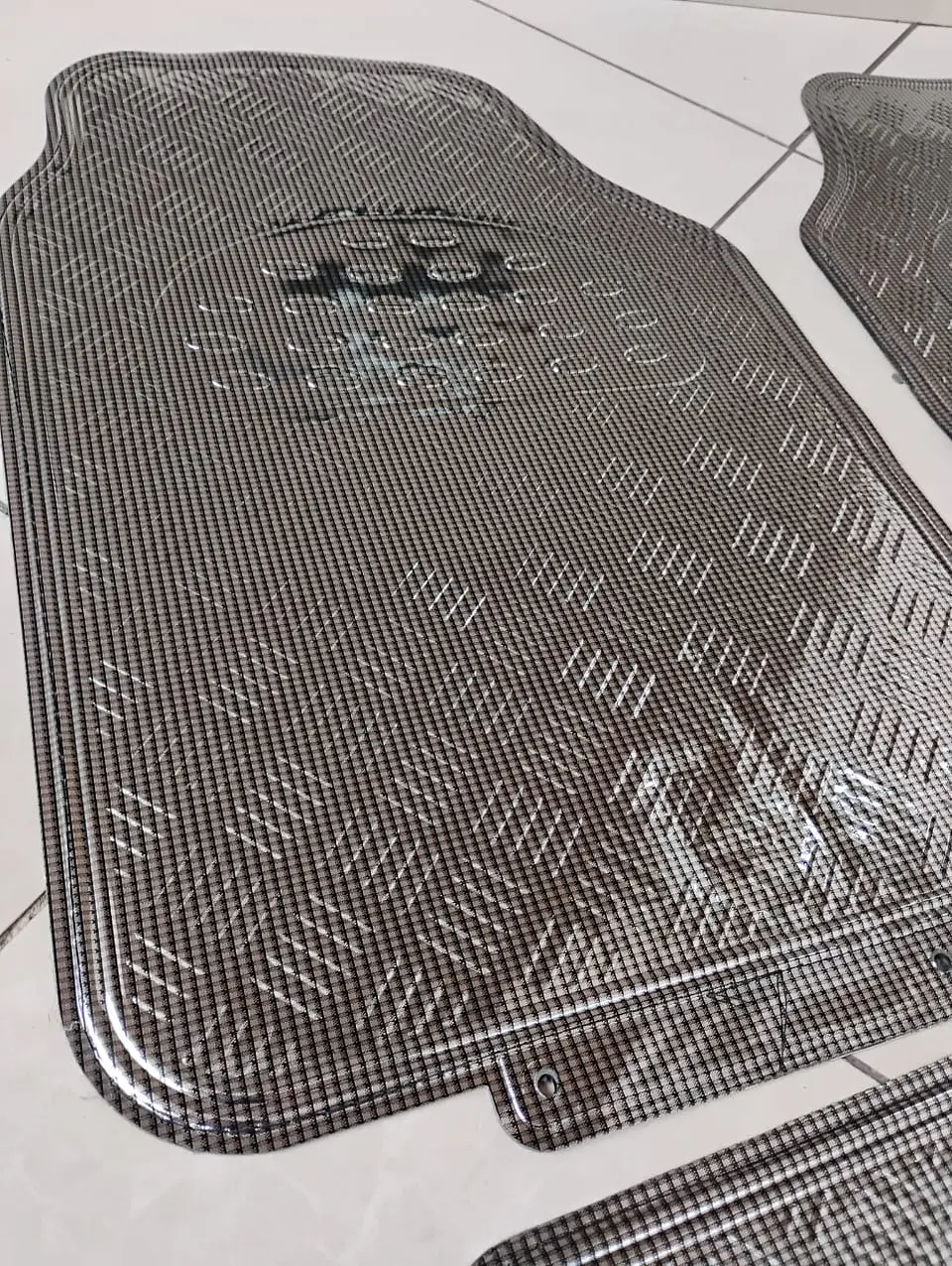 X4 Alfombras - gris carbono ( cambia el estilo de tu vehículo ) 10