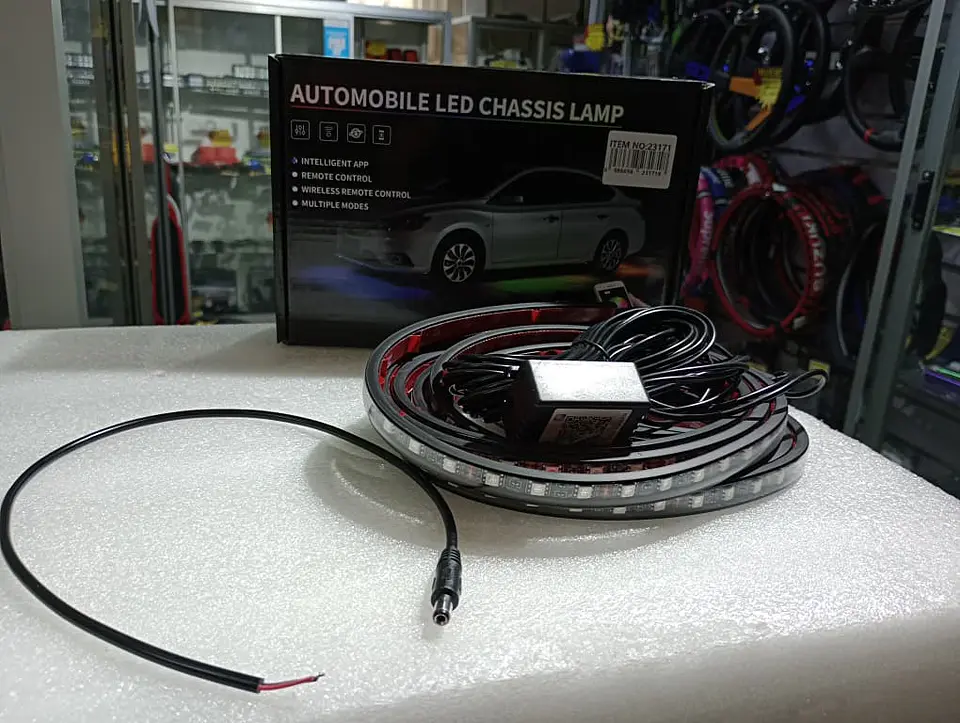 RELÁMPAGO Luz LED Multicolor para Auto - Ilumina tu Chasis y 20