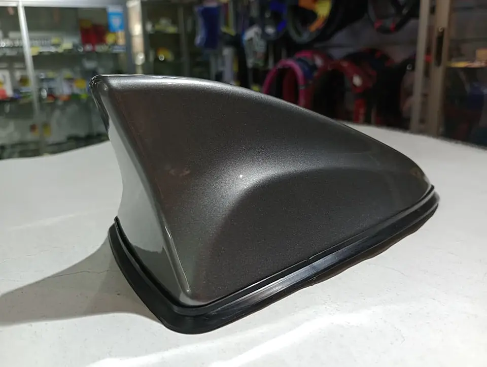 Antena aleta de tiburón impermeable gris grafito con base 2