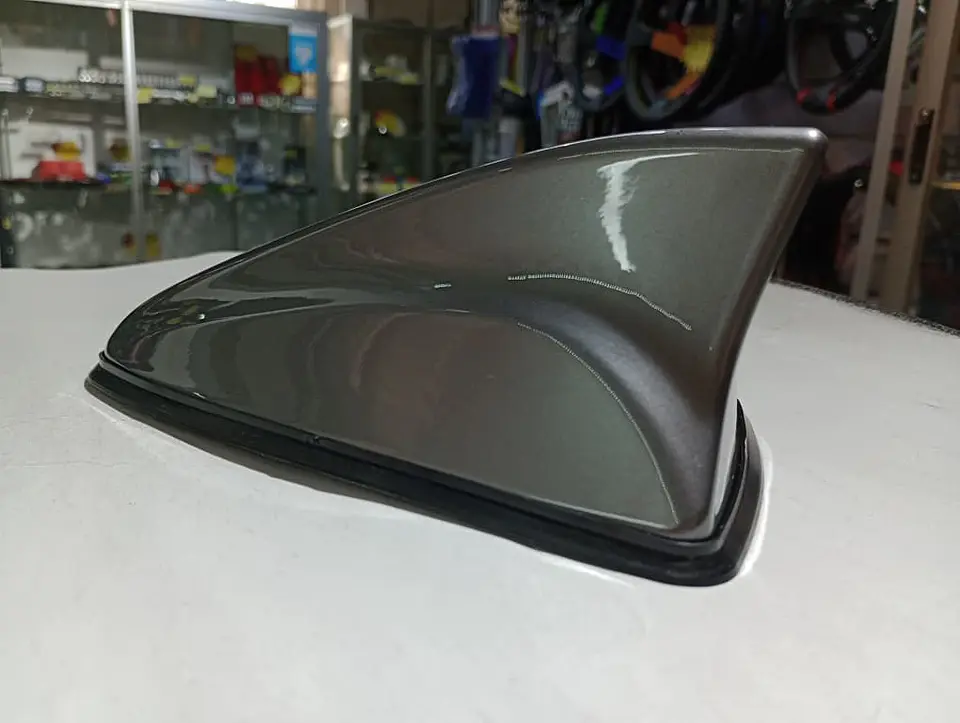 Antena aleta de tiburón impermeable gris grafito con base 3