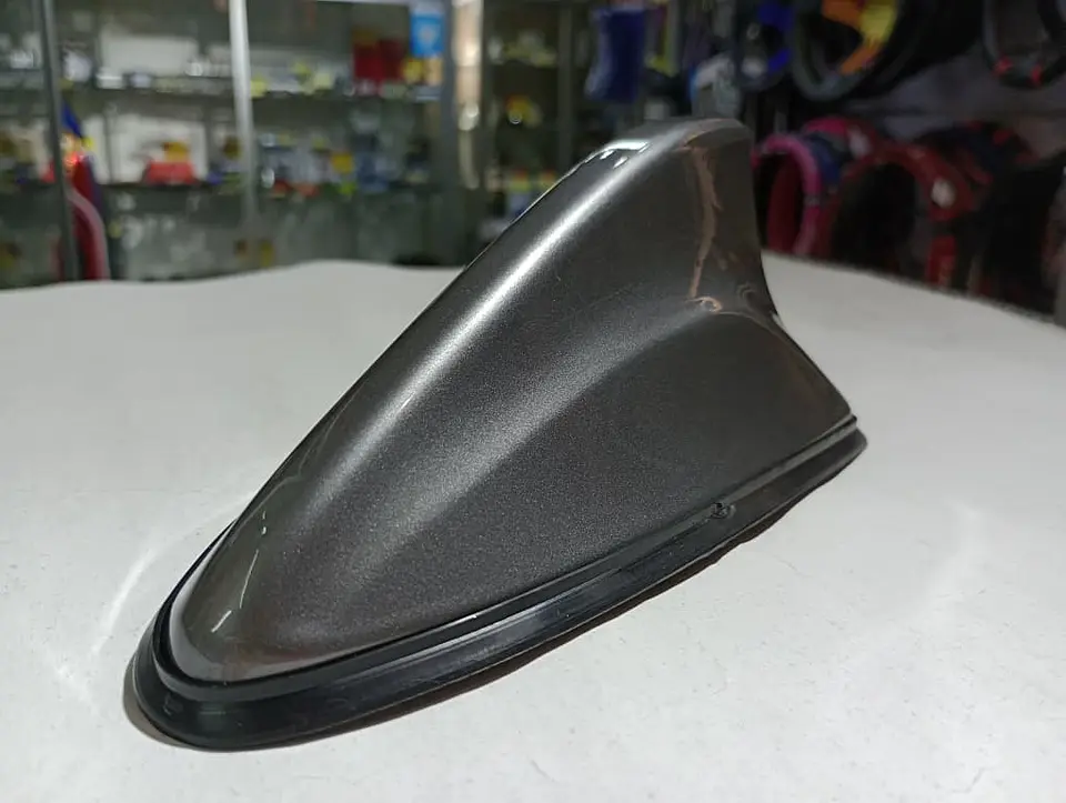 Antena aleta de tiburón impermeable gris grafito con base 5