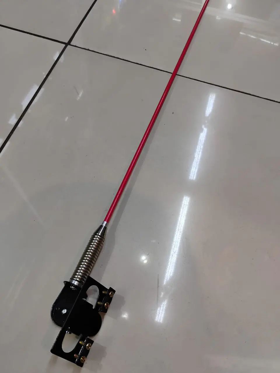 Antena Flexible X1 de 2 Metros Tipo Látigo decorativa para 7