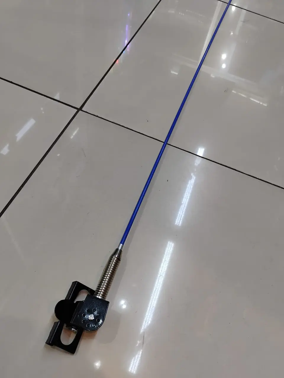 Antena Flexible X1 de 2 Metros Tipo Látigo decorativa para 2
