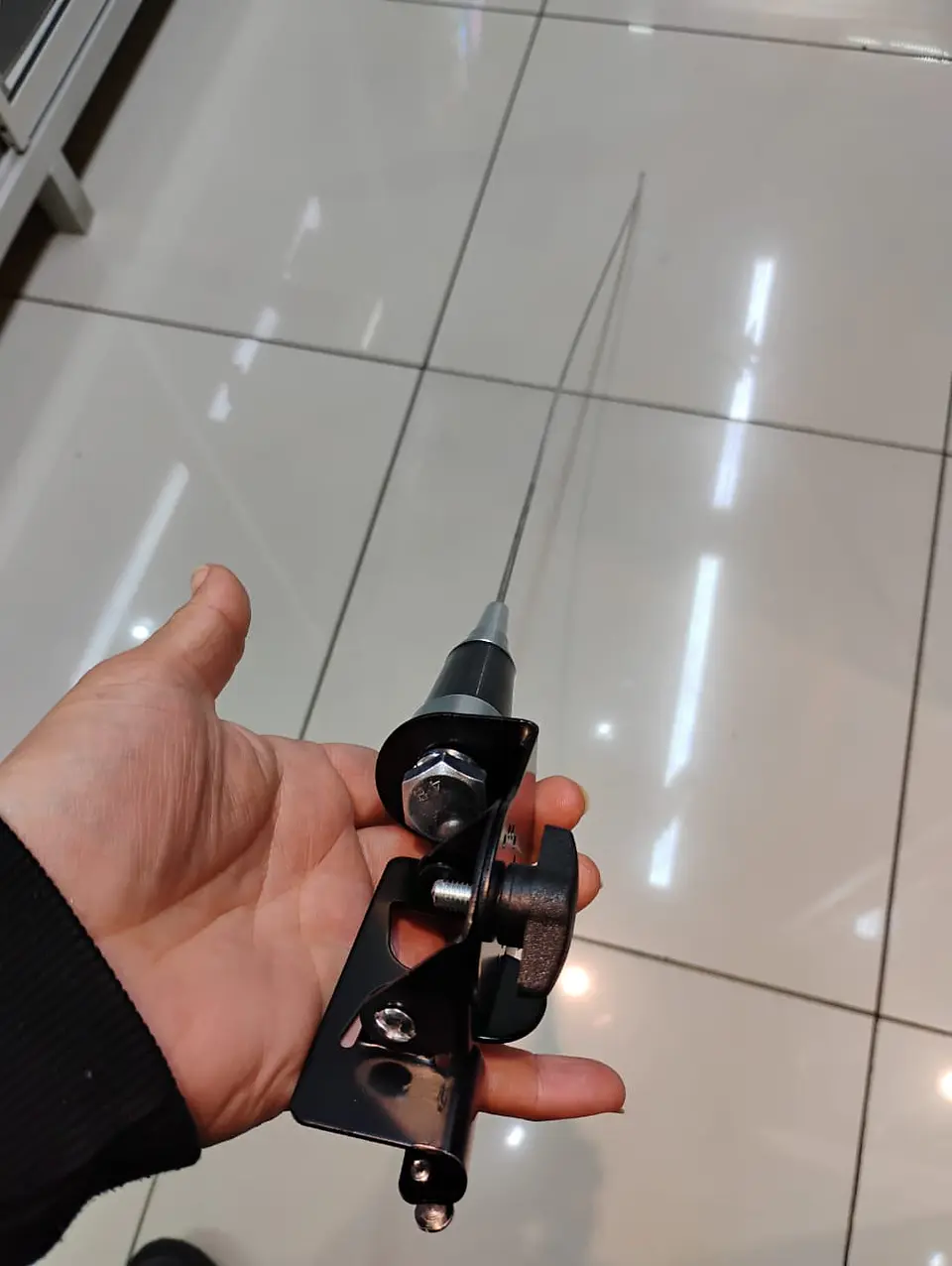 Antena Flexible X1 de 140 cm Tipo Látigo decorativa para Vehículo 3