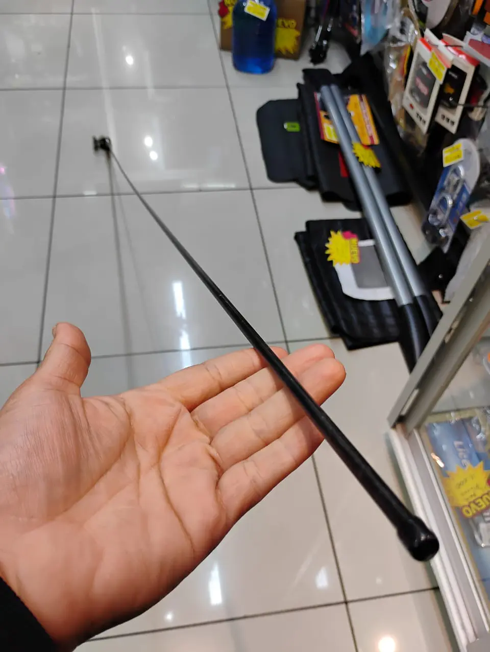 Antena Flexible X1 de 2 Metros Tipo Látigo decorativa para 4