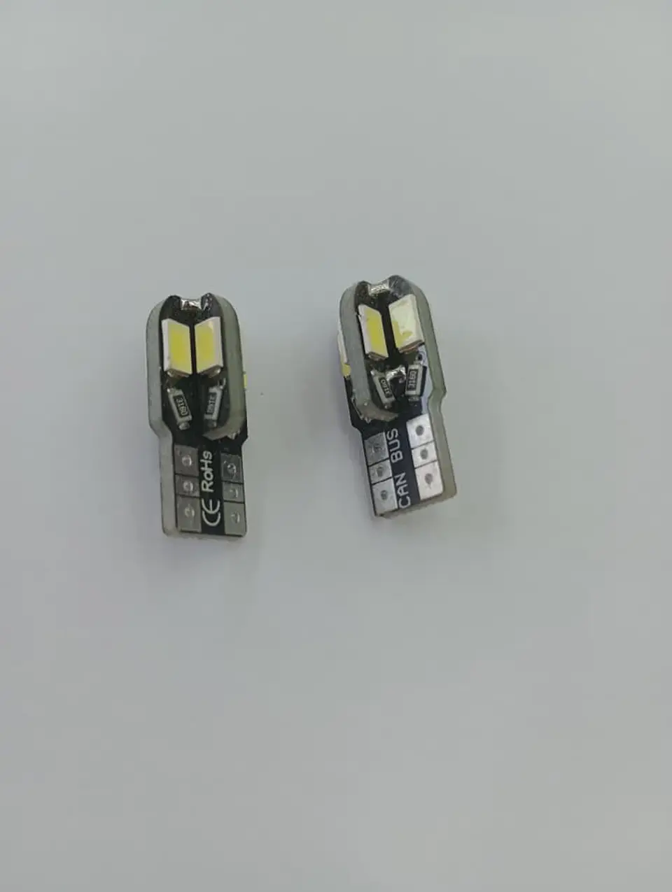 Par ampolletas - led T10 W5W colita de pez antierror canbus 8led 1