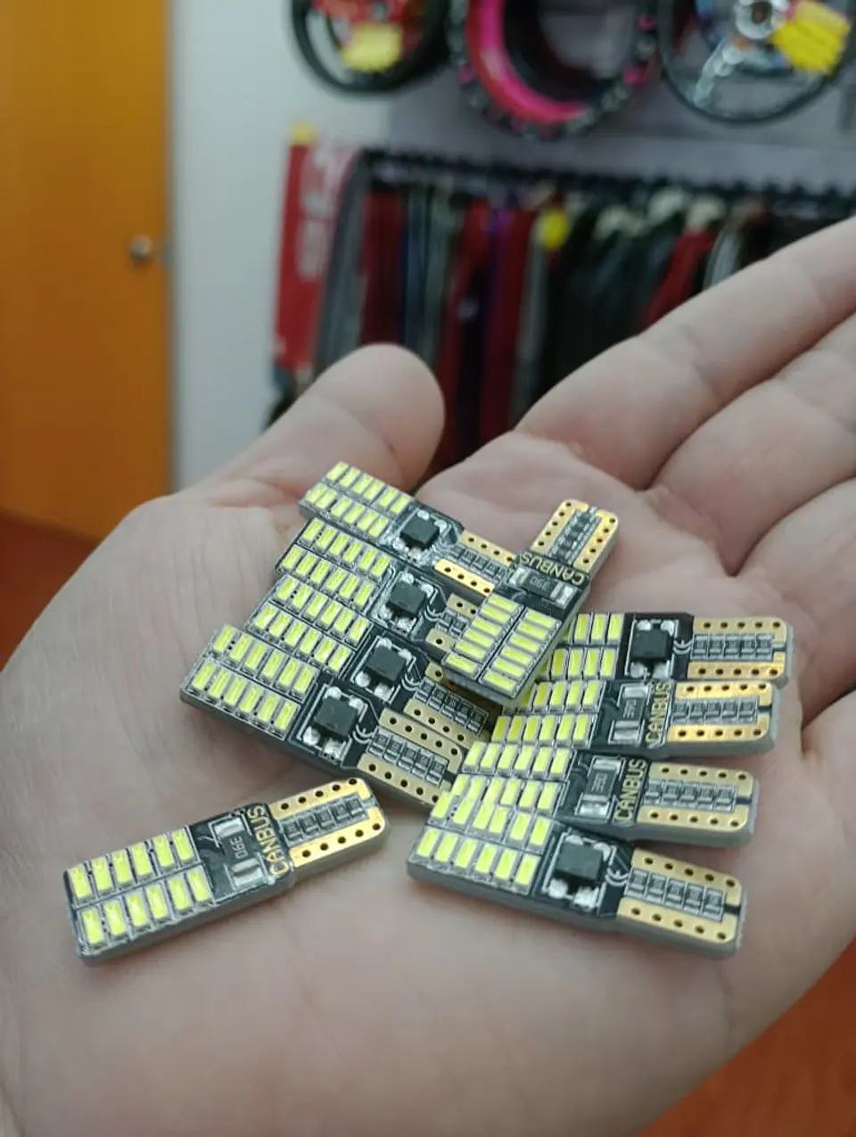 X10 unidades de Ampolletas led T10 W5W antierror canbus 24 led 5