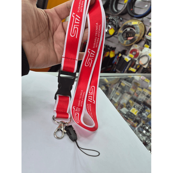 *🔥OFERTA RELÁMPAGO 🔥*   *LLAVERO TUNING LANYARD STi (NEGRO)*    1