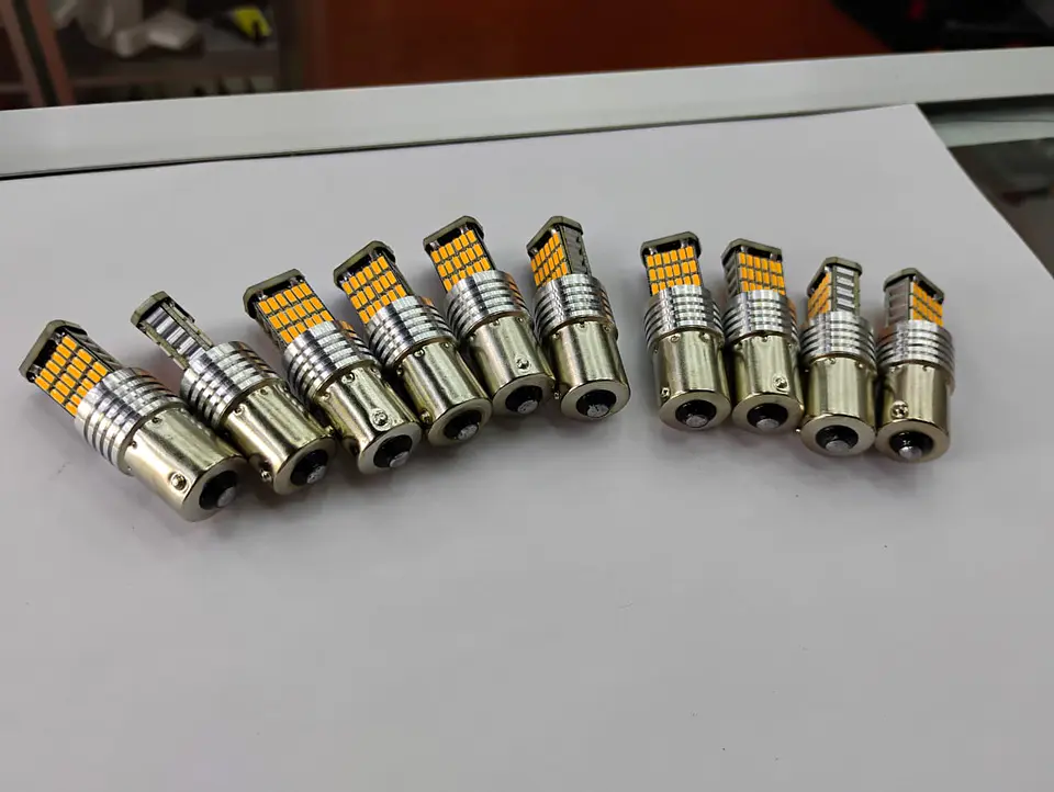 X10 unidades de ampolletas LED para reversa PY21W 1156 pata 3