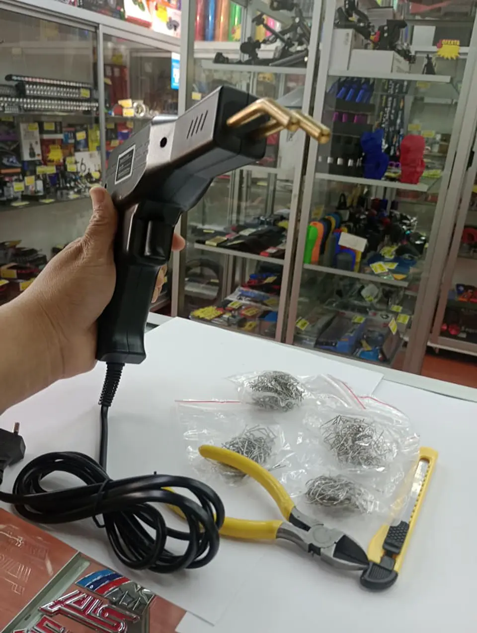 Kit de soldadura y reparación de plásticos automotrices y 9