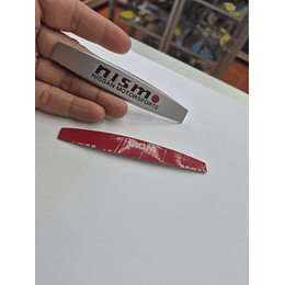 Emblema Insignia de Metal para autos universal tunning autoadhesiva Nismo 
