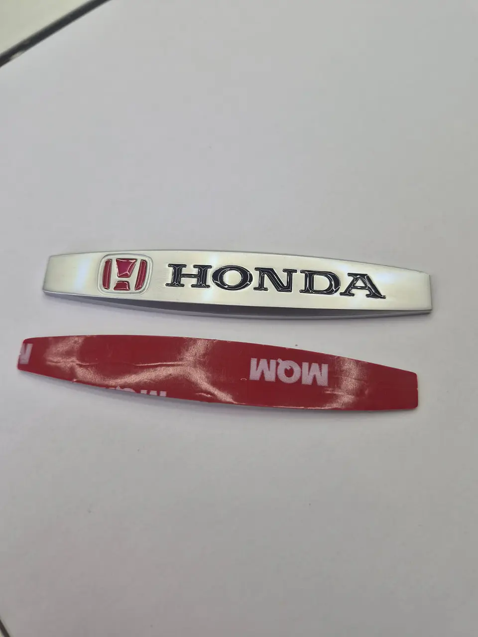 Emblema Insignia de Metal para autos universal autoadhesiva Honda 1
