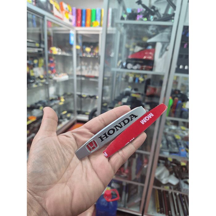 Emblema Insignia de Metal para autos universal tunning autoadhesiva Honda 4