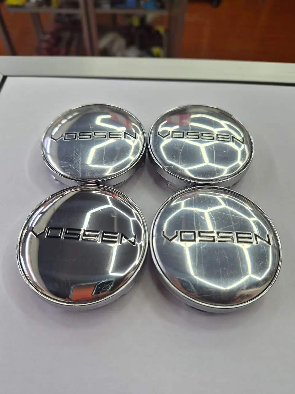X4 Tapas centro de llantas de auto tunning Vossen plata con Logo negro 9