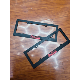  X2 UNIDADES DE PORTA PATENTES DE PLASTICO MARCO PARA PLACA NEGRO SPARCO LETRA ROJA