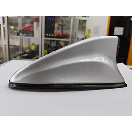 Antena aleta de tiburón Con  Base Impermeable Negra tunning para autos camionetas plata