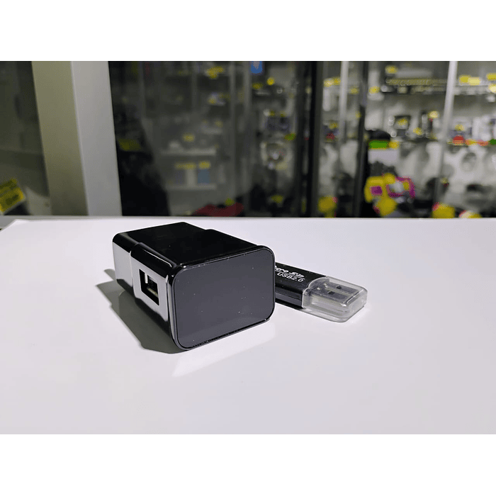 Mini cámara de seguridad y vigilancia Espia tipo cargador de celular 14