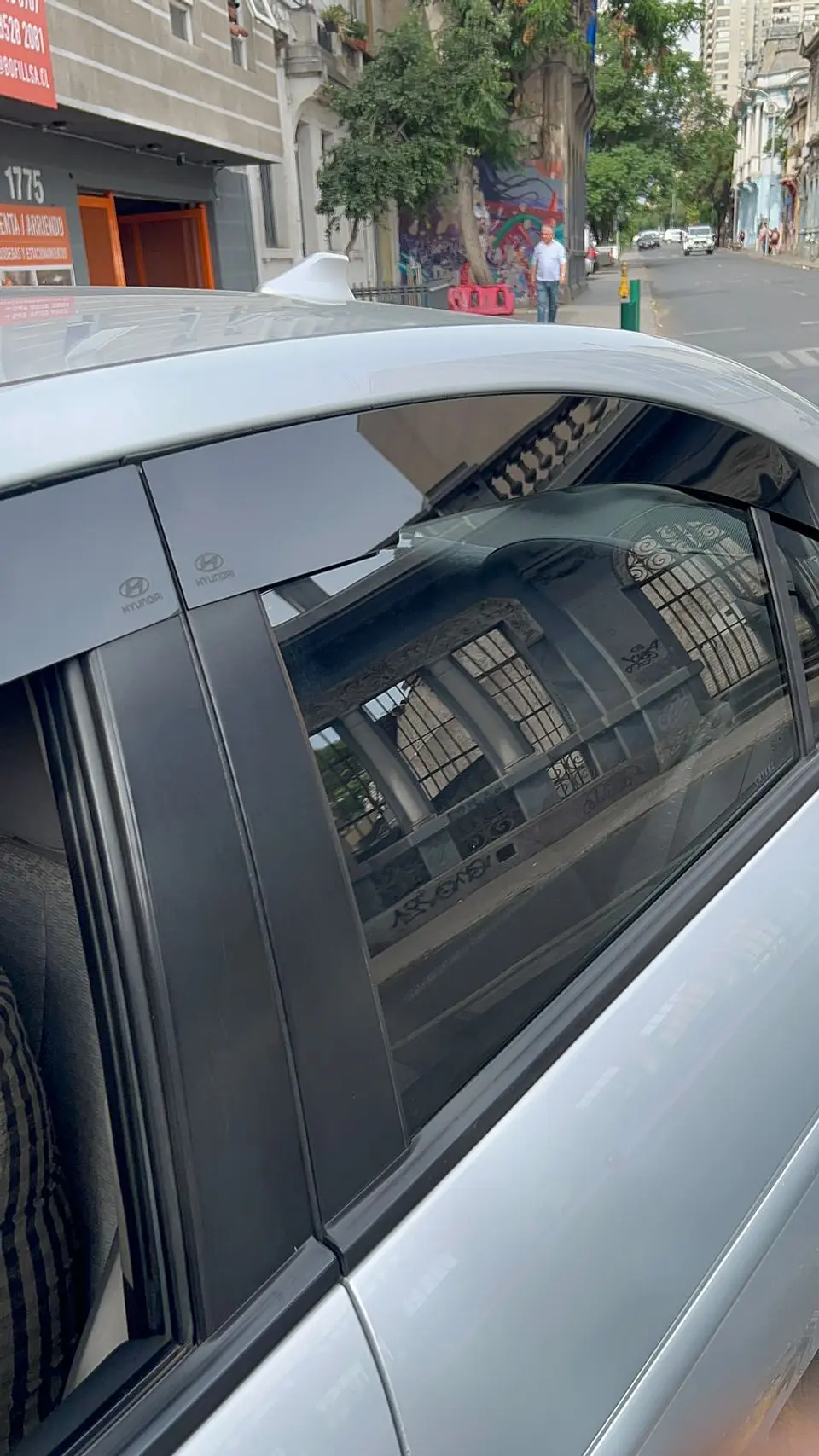 Bota Aguas 2mm Negro Brillante - Hyundai Accent 2014 Sedan 6