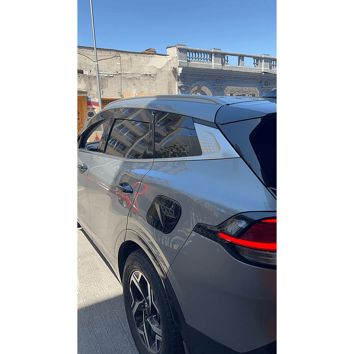 Bota Aguas de Acrílico 2mm plano Negro Brillante a Medida para Suv Kia Sportage del 2023 al 2025 6 piezas 8