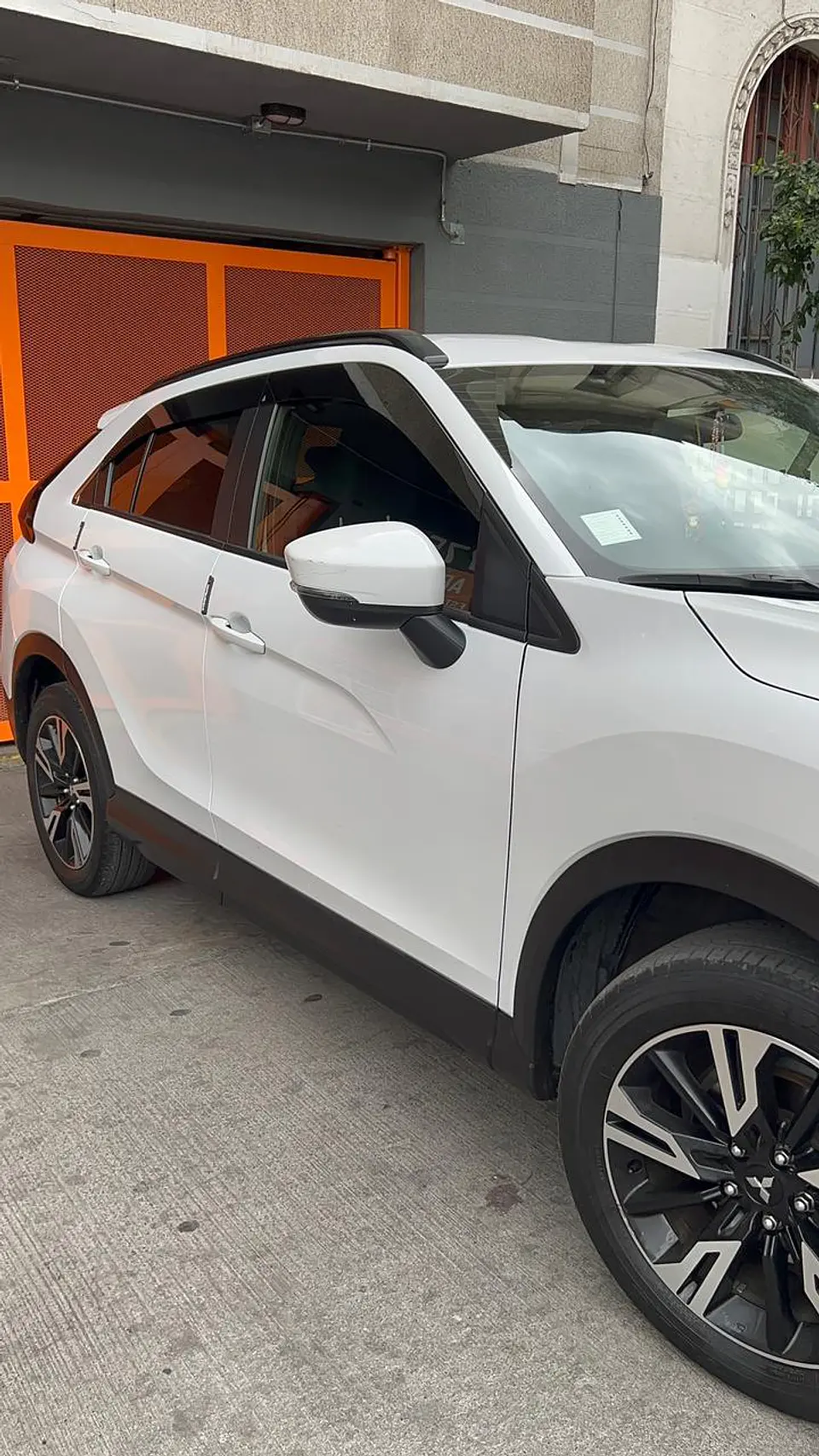 Bota Aguas plano Mitsubishi Eclipse Cross 2022-25 4