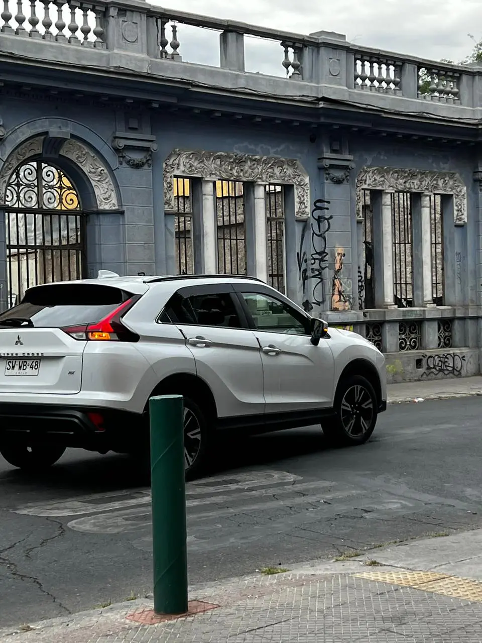 Bota Aguas plano Mitsubishi Eclipse Cross 2022-25 5
