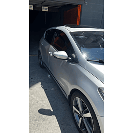 Bota Aguas de Acrílico 2mm plano Negro Brillante a Medida para auto Kia Cerato 5 Hatchback 2016 a 2018