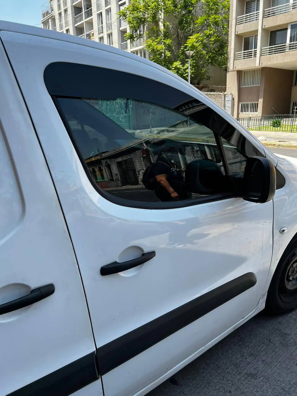 Bota Aguas 2mm Negro Brillante - Furgón Citroen Berlingo 2019-23 1