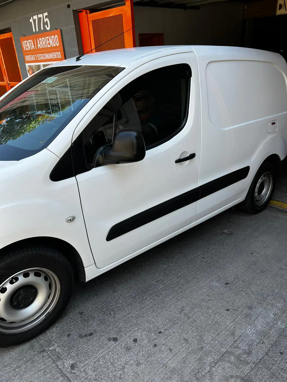 Bota Aguas 2mm Negro Brillante - Furgón Peugeot Partner 2008-18 7