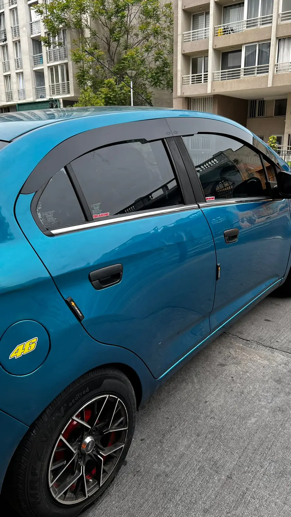 Bota Aguas 2mm Negro Brillante - Chevrolet Spark Sedan 2019-22 1