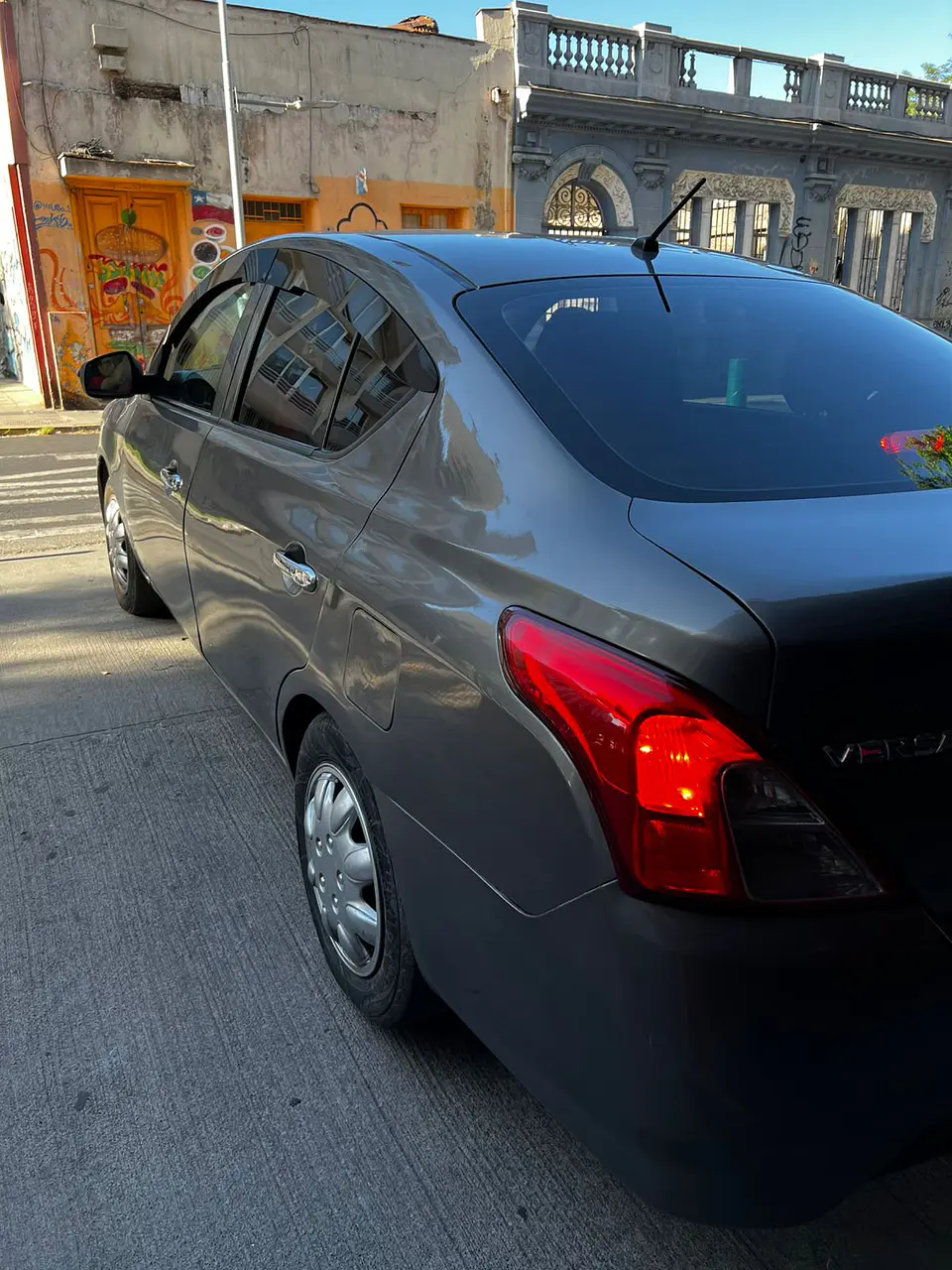 Bota Aguas 2mm Negro Brillante - Nissan Versa 2012-19 5