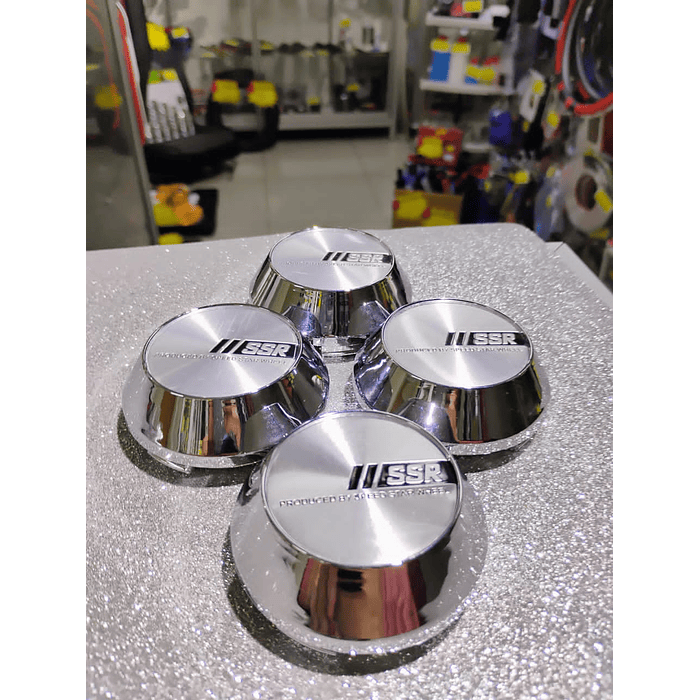 X4 Tapa centro de llantas de auto tunning conica Medidas  58mm interior X 60mm exterior marca ssr plata logo negro con plata  3