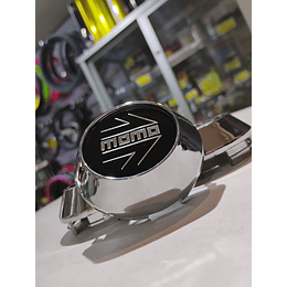 X4 Tapa centro de llantas de auto tunning conica Medida 58mm interior X 60mm exterior marca Momo. negra letra plata