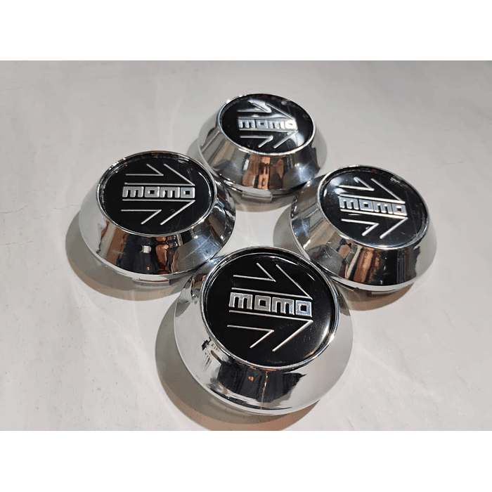 X4 Tapa centro de llantas de auto tunning conica Medida 58mm interior X 60mm exterior marca Momo. negra letra plata 2