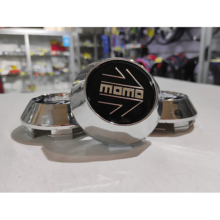 X4 Tapa centro de llantas de auto tunning conica Medida 58mm interior X 60mm exterior marca Momo. negra letra plata 5