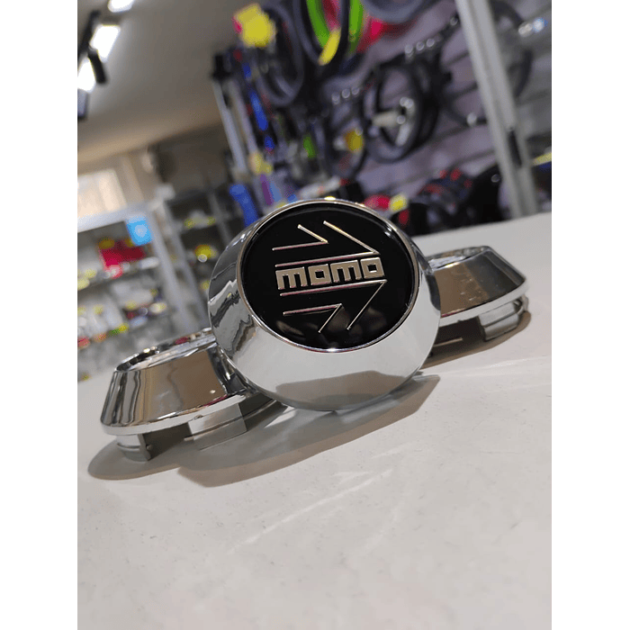 X4 Tapa centro de llantas de auto tunning conica Medida 58mm interior X 60mm exterior marca Momo. negra letra plata 8