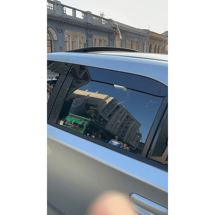 🚘✨ ¡Bota Aguas de Acrílico 2mm plano Negro Brillante a Medida para auto MG3 2019 a 2024 1