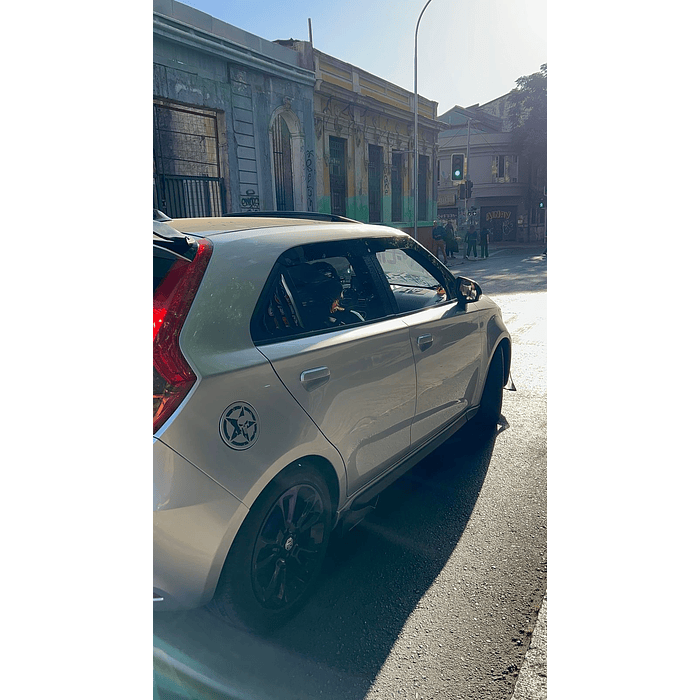 🚘✨ ¡Bota Aguas de Acrílico 2mm plano Negro Brillante a Medida para auto MG3 2019 a 2024 7