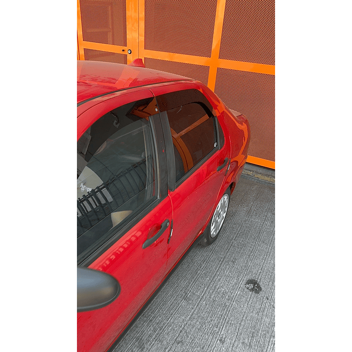 🚘✨ ¡Bota Aguas de Acrílico 2mm plano Negro Brillante a Medida para auto Fiat Sienna 2004 a 2007  7