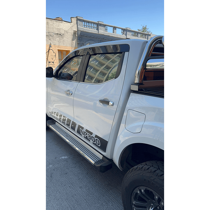 🚘✨ ¡Bota Aguas de Acrílico 2mm plano Negro Brillante a Medida para auto Nissan NP300 2015 a 2024  17