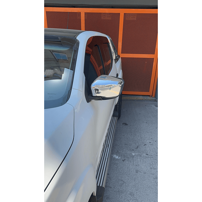 🚘✨ ¡Bota Aguas de Acrílico 2mm plano Negro Brillante a Medida para auto Nissan NP300 2015 a 2024  19