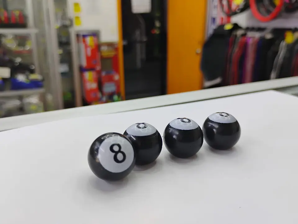 Set de 4 Tapas de Válvulas Universal Tuning BOLA 8 6