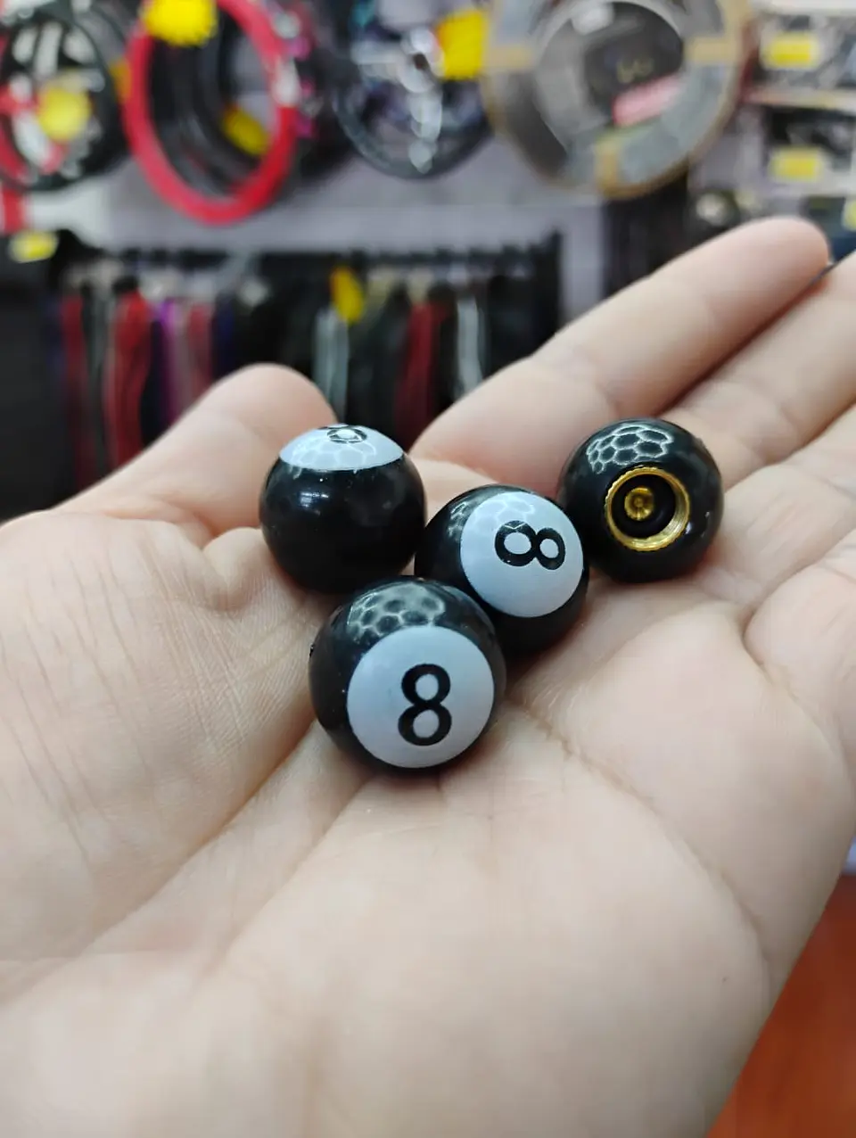 Set de 4 Tapas de Válvulas Universal Tuning BOLA 8 10