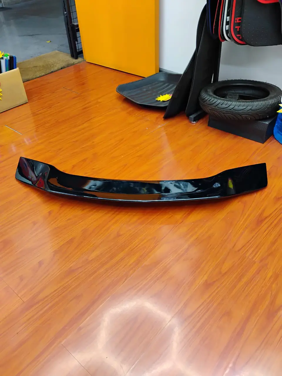 Aleron trasero de maletero estilo Boca de pato Negro Brillante 10