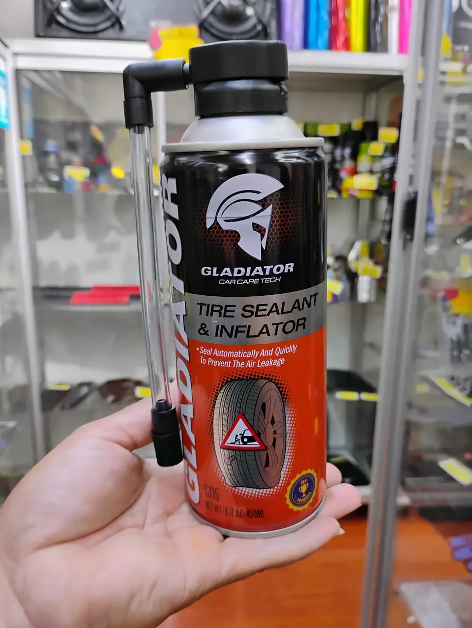 Sellador inflador de neumaticos gladiator anti- pinchaso 450ml 1