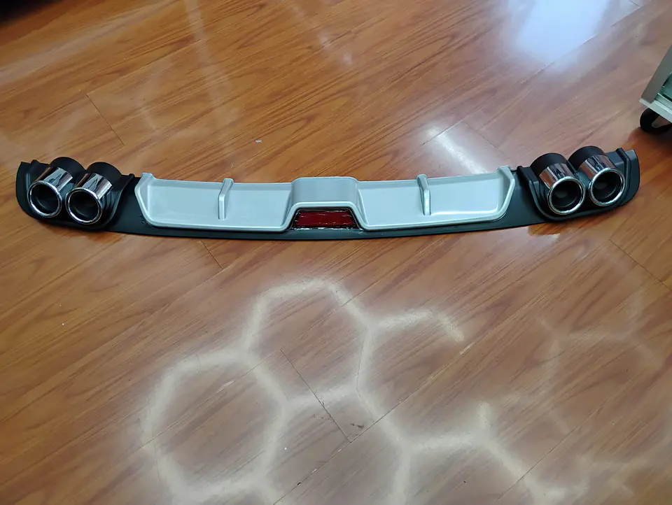 Difusor de parachoques trasero - estilo doble cola de escape y 12